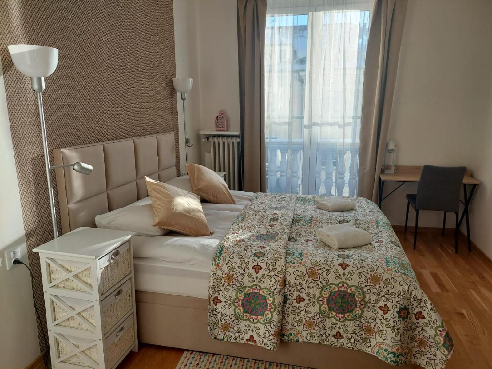 Stylish Bright Apartment Ochota With Balcony Varsó Kültér fotó